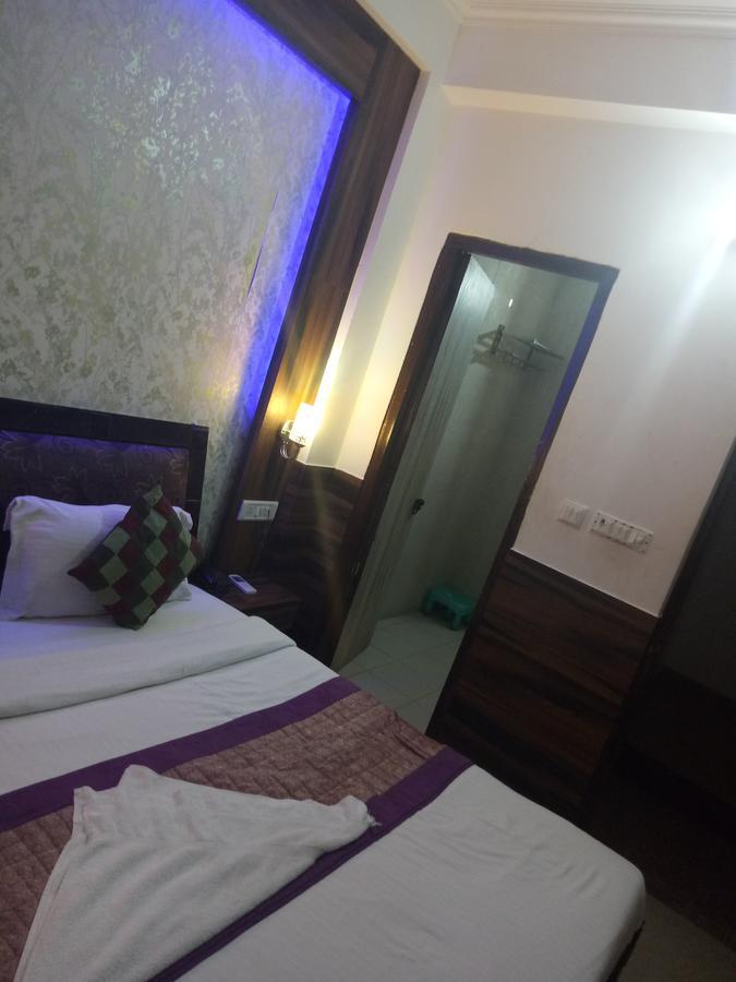 Hotel Perfect Palace New Delhi Exterior foto