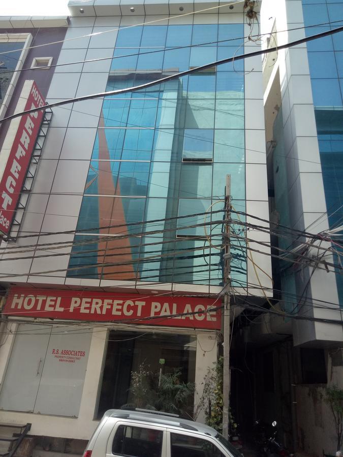 Hotel Perfect Palace New Delhi Exterior foto