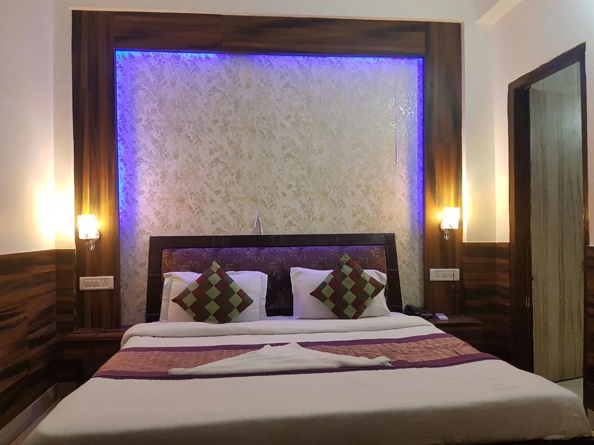 Hotel Perfect Palace New Delhi Exterior foto