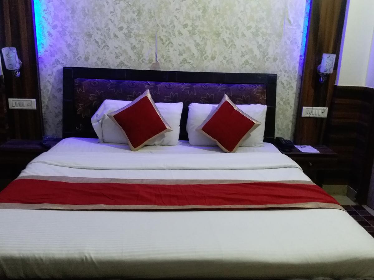 Hotel Perfect Palace New Delhi Exterior foto